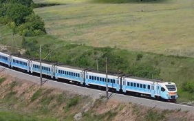 В Крыму сократят количество поездов "Таврия"