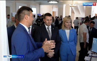 На форуме «Инфохаб» Губернатор наметил курс края на IT-суверенитет