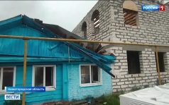 Аномальные ливни и ураганы обрушиваются на Россию: затопления и разрушения в Петербурге и Нижнем Новгороде