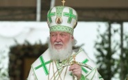 Памятник предателю: зачем в Киево-Печерской лавре установили бюст Мазепе