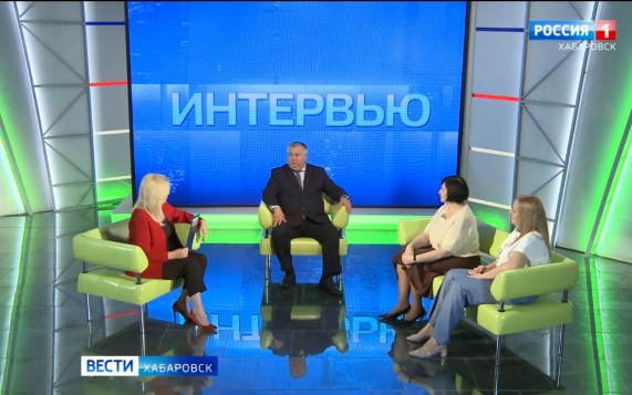 Доступность объектов транспорта для семей с детьми и инвалидов проверили в Хабаровске