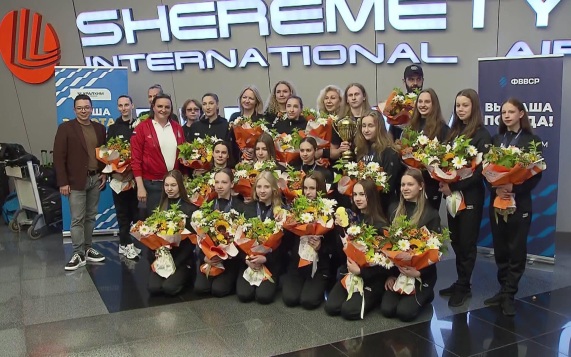 Юниорская сборная России вернулась с победой на чемпионате Европы