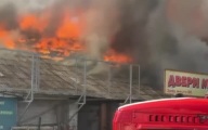 Спасатели ликвидировали крупный пожар на складах Ижевска менее чем за полтора часа