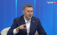 "Вести-Интервью". Гость программы - международный гроссмейстер, многократный чемпион мира по шахматам, сенатор Российской Федерации Сергей Карякин.