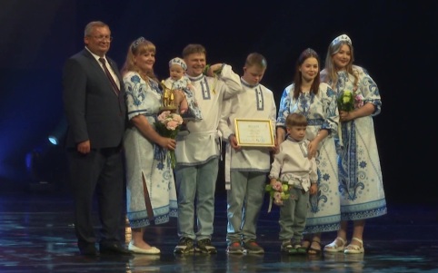 В Астрахани в седьмой раз вручили Всероссийскую премию "Особенное счастье"