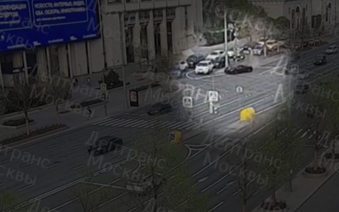 С рэпера Наваи требуют 91 тысячу рублей за поврежденные светофор и дорожные знаки