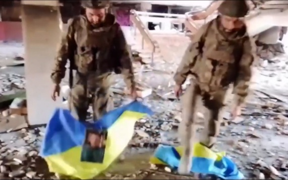 МО РФ опубликовало видео с пленными боевиками ВСУ, снимавшими постановку