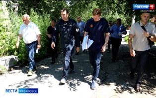 Дмитрий Демешин поставил задачу убрать ветхие бараки с «гостевого» маршрута: «Людей надо расселить»
