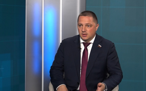 Сим-карты, криптовалюта, виноделие. Госдума приняла новые законы