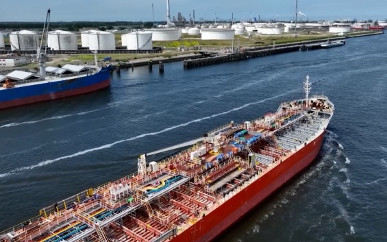 Ближневосточный конфликт и угрозы Тегерана разогнали цены на нефть