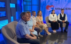 От золотой свадьбы до молодоженов: три поколения амурчан стали героями проекта «Мы — семья»