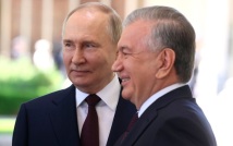 Владимир Путин поздравил Шавката Мирзиеева с днем рождения и отметил его вклад в развитие отношений между Россией и Узбекистаном