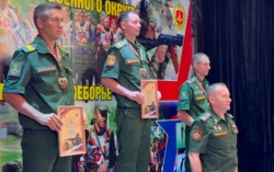 Сила, меткость и выносливость: в Белогорском гарнизоне прошёл чемпионат по военному троеборью