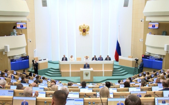 Итоги сезона: приоритет региональной политики и поддержка семей участников СВО