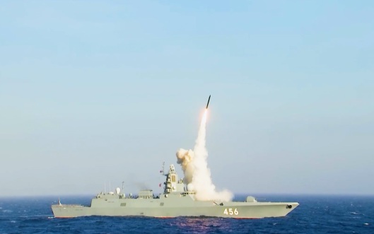 Боеготовность и дальний поход: корвет "Стойкий" на страже интересов России