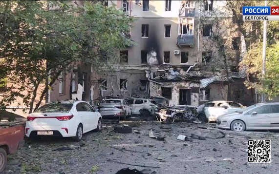 В Белгороде коммунальные службы устраняют последствия ночных атак ВСУ