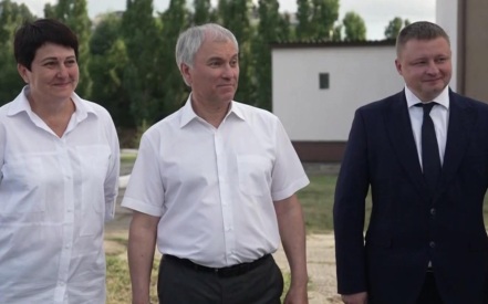 Вячеслав Володин встретился с жителями Светлого, чтобы обсудить его дальнейшее развитие