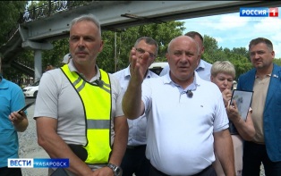 "Все успеем!": Строительство детсадов, ремонт школ и реконструкцию дорог проверил мэр Хабаровска