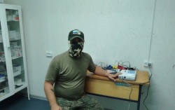 Тындинская группа "ZасVоих" доставила аппарат ЭКГ и лекарства в медроту на передовую