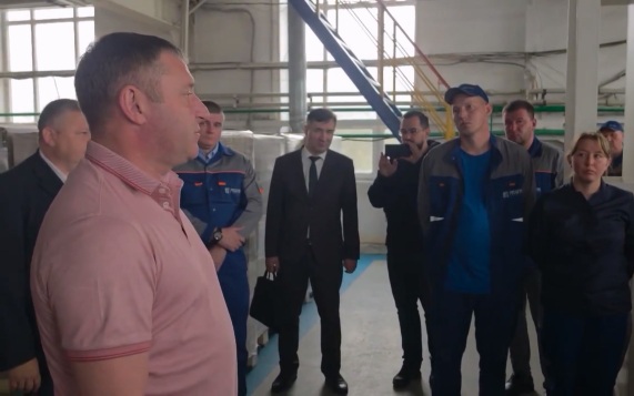 Александр Шуваев побывал с рабочей поездкой в Волоконовском округе