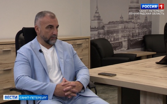 Владимир Путин подписал Указ о дополнительных мерах поддержки учителей: актуальное интервью