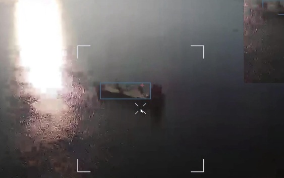 Российская армия атаковала украинские морские суда дронами в Черном море