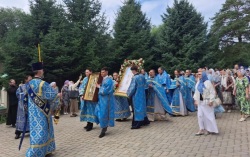 В Благовещенском кафедральном соборе накануне прошли литургия и крестный ход