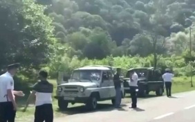 В Абхазии на маршруте к озеру Рица оштрафовали 20 водителей