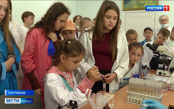 Республиканская ветеринарная лаборатория провела для школьников экскурсию по действующим лабораториям