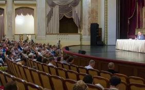Кандидат в депутаты Госдумы РФ Константин Затулин провел встречу с сочинцами