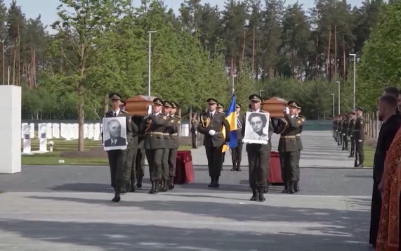 Останки Коновальца перевезли из Нидерландов на Украину