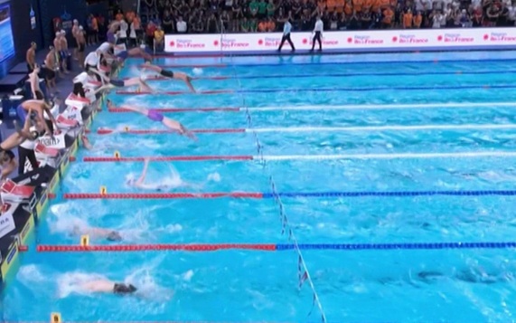 В Париже российские пловцы выиграли еще одно золото на чемпионата Европы