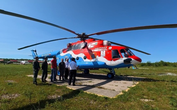 На авиабазе в Амурской области новому вертолету присвоили имя Героя России Василия Клещенко