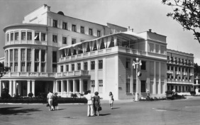 90 лет назад в Сочи открылась гостиница "Приморская"