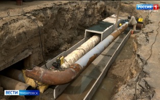 Ремонт дорог в Первом микрорайоне и обновление теплосетей: мэр проверил, как идут работы в городе