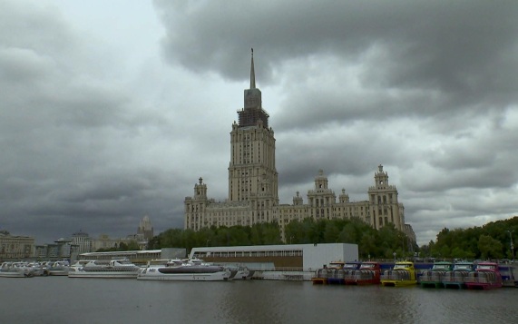 Атака циклона: северо-запад России накроют экстремальные ливни, а в Москве ожидается прохлада