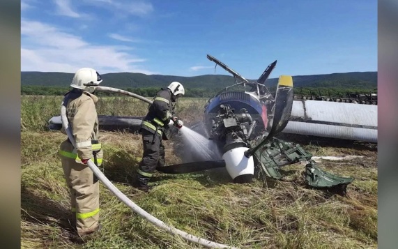 На Сахалине расследуют обстоятельства аварийной посадки самолета Ан-3