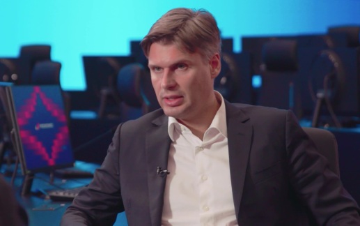 Глава "Роскосмоса" Дмитрий Баканов стал первым гостем нового медиапроекта "Кулуары"