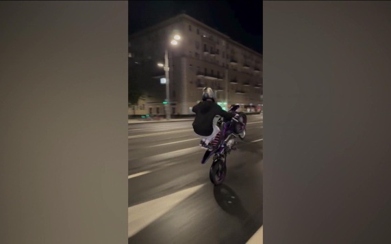 В Москве задержали 13 питбайкеров после заезда в центре города