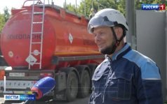 95-й по-прежнему заканчивается к полудню, но бензовозы едут