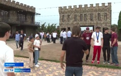 В Ингушетии чествовали бронзового призёра Чемпионата мира по вольной борьбе среди спортсменов до 20 лет