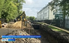 Оставшимся без холодной воды жителям Тайшета привозят ее к домам