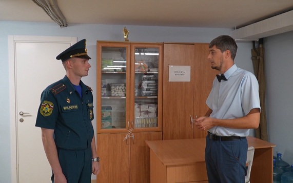 Инспекторы МЧС проводят профилактические рейды в образовательных учреждениях Белгородской области