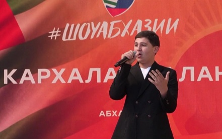 В центре Сухума открылись 25 тематических площадок первого совместного фестиваля культуры "ШОУАБХАЗИИ"