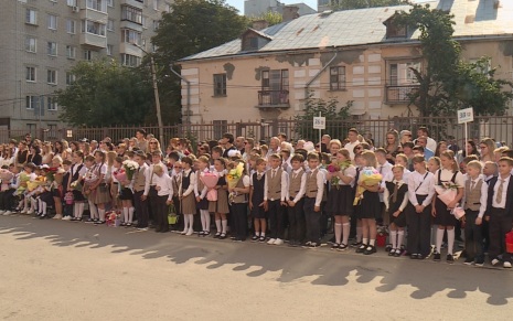 Снова за парты: 116 тысяч учеников пошли в рязанские школы