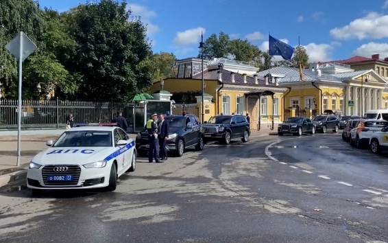 Песков: пауза в ударах связана с контактами американских переговорщиков