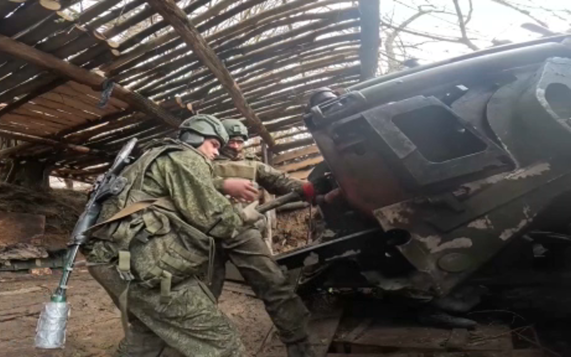 Российские войска взяли в кольцо шесть батальонов ВСУ под Волчанском