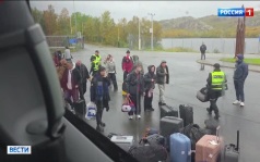 Эвакуация с "Профессора Молчанова": пассажиры вернулись в Мурманск