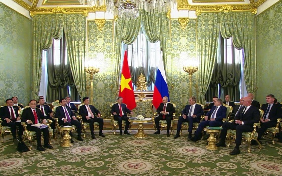 Ситуация в Харьковской области, визит То Лама и рост цен на нефть