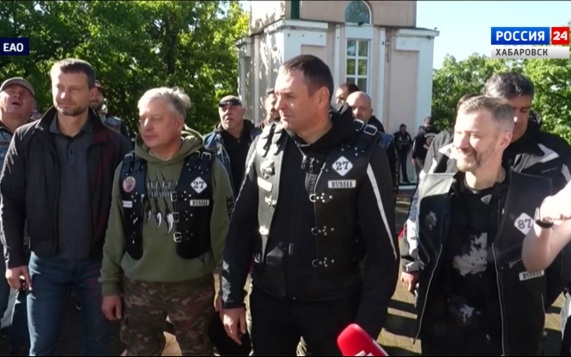 Более 300 байкеров из трёх дальневосточных регионов почтили память участников Второй Мировой войны